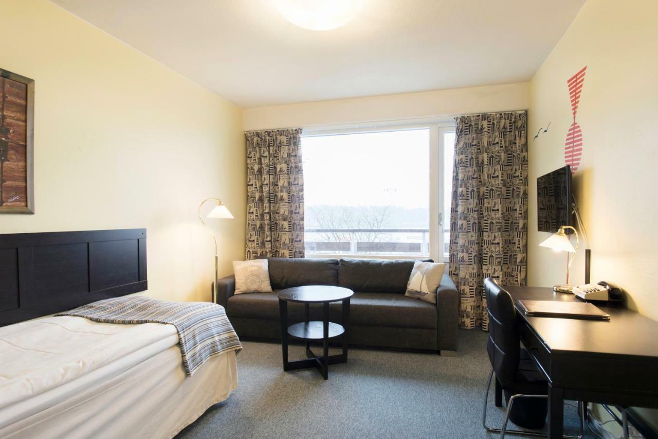 Skaergardshotellet Nynashamn Ngoại thất bức ảnh